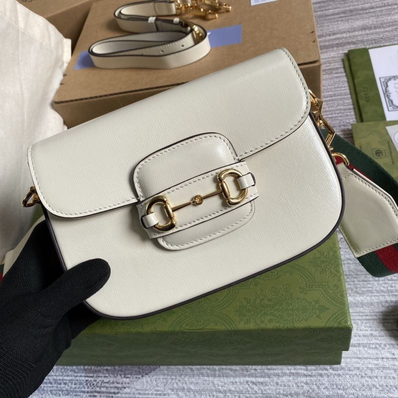 Gvc*1 horsebit bags